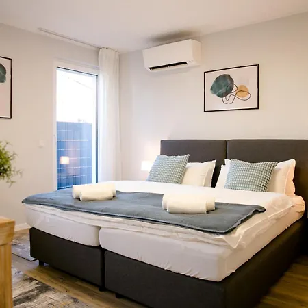 Lux - Self-checkin, Kue, Klima, Arbeitsplatz, Parken Apartment