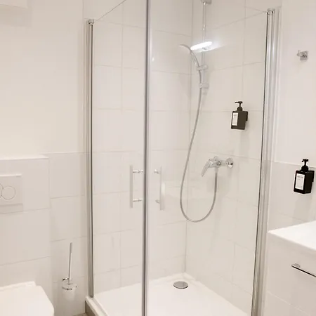 Lux - Self-checkin, Kue, Klima, Arbeitsplatz, Parken Sankt Augustin