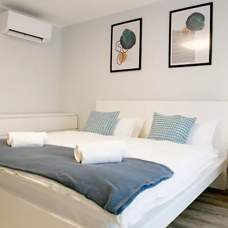 Lux - Self-checkin, Kue, Klima, Arbeitsplatz, Parken Διαμέρισμα Sankt Augustin