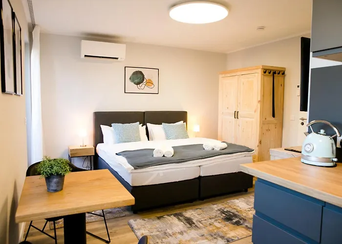 Lux - Self-checkin, Kue, Klima, Arbeitsplatz, Parken *