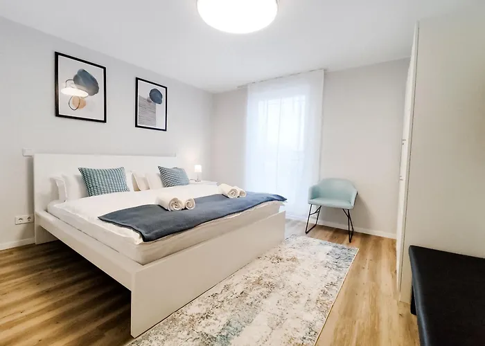 Lux - Self-checkin, Kue, Klima, Arbeitsplatz, Parken Appartamento Sankt Augustin